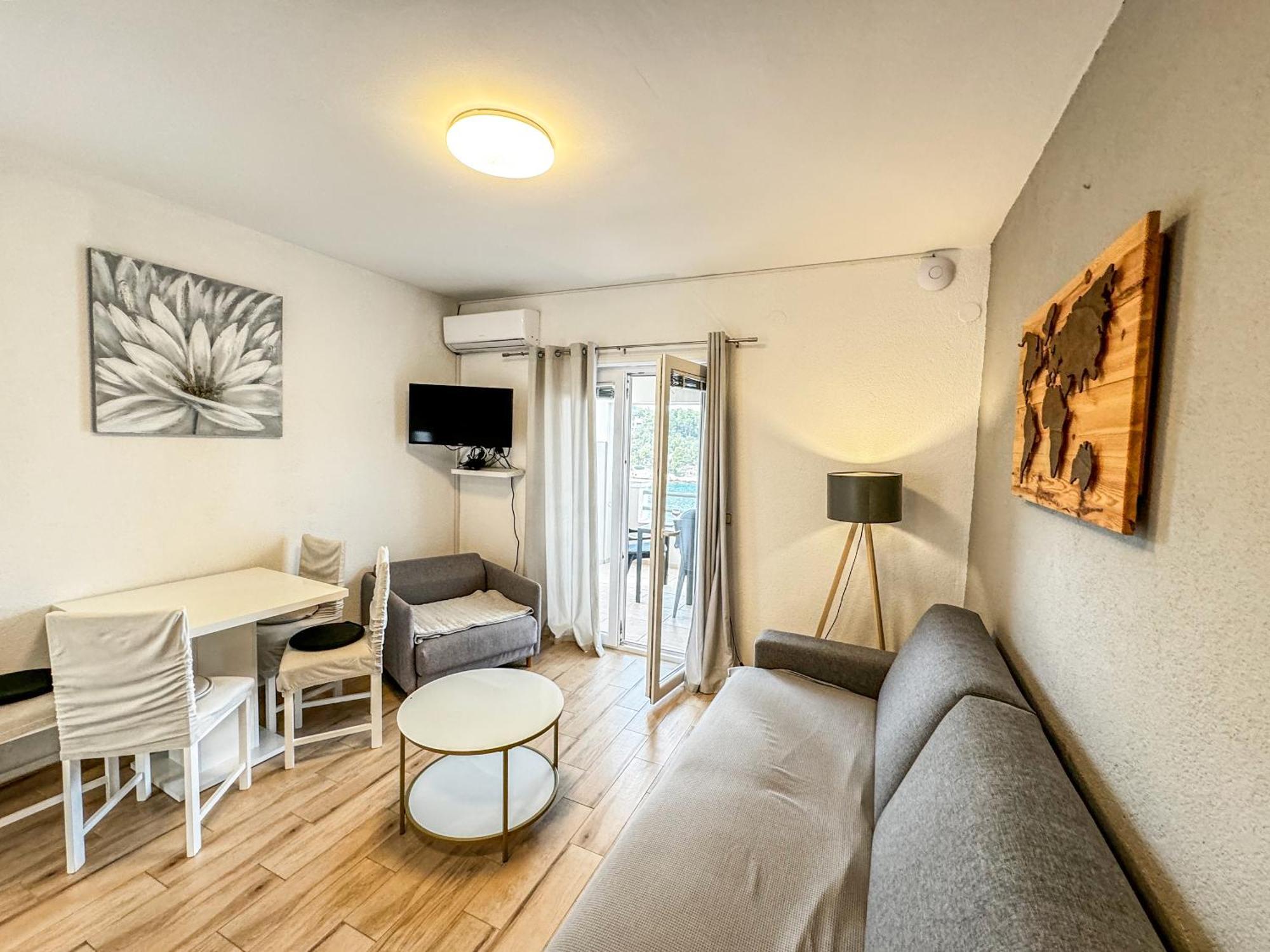 Apartment Habek 1 *